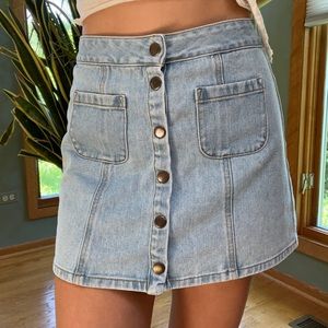 Melville denim skirt. Size: 26